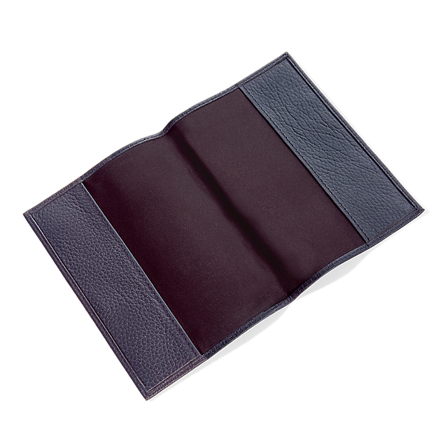 Aviator Leather Passport Cover (RAR17029): Red Bull Air Race aviator-leather-passport-cover (image/jpeg) Aviator Leather Passport Cover (RAR17029): Red Bull Air Race aviator-leather-passport-cover (image/jpeg)